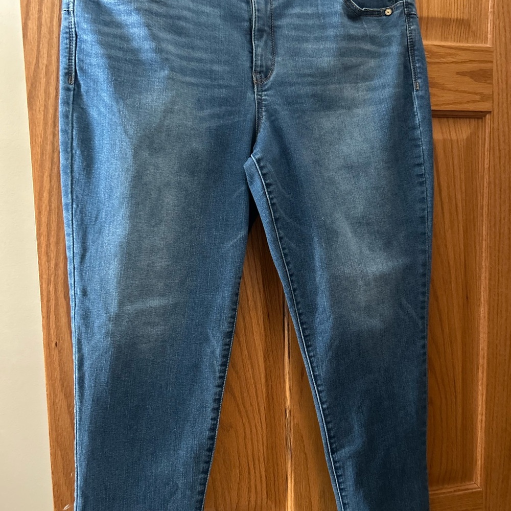 Democracy Jeans - “Ab”solution